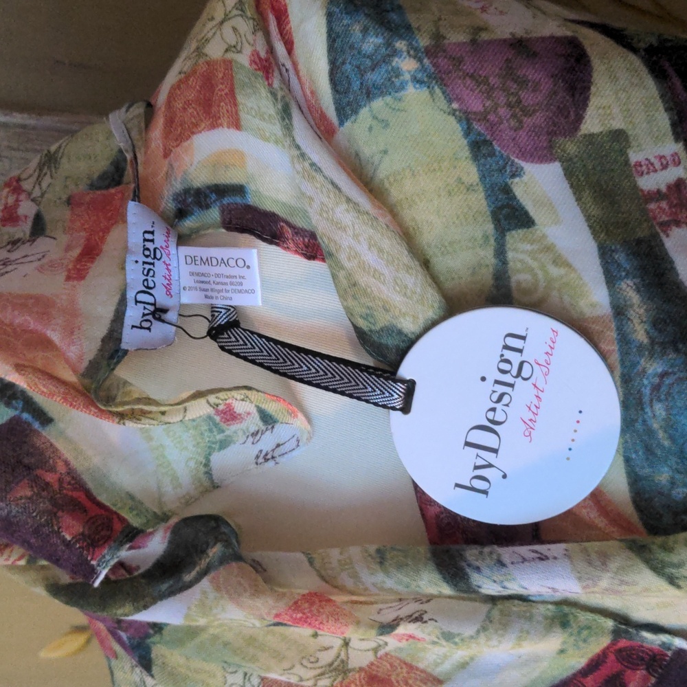 Shawl Vineyard Wine Themed